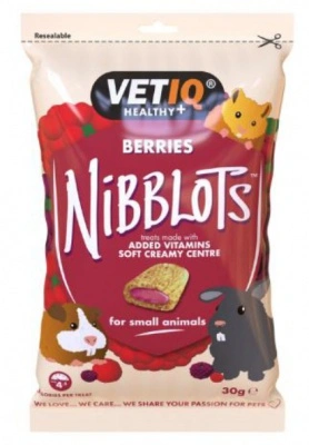 Mark&Chappell VetIQ Nibblots Berries - bogyós gyümölcs ízesítésű falatkák kisállatoknak 30 g